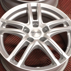 Kuva tuotteesta Dezent Tz