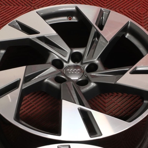 Kuva tuotteesta Alkuperäinen Audi