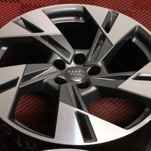 Kuva tuotteesta Alkuperäinen Audi