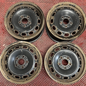 Kuva tuotteesta Peltivanteet Ford