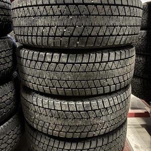 Kuva tuotteesta Bridgestone Blizzak Dm-V3