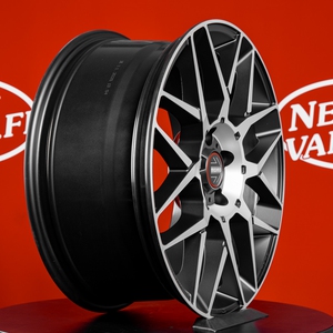 Kuva tuotteesta Momo Revenge 2.0 Evo Matt Black/polished