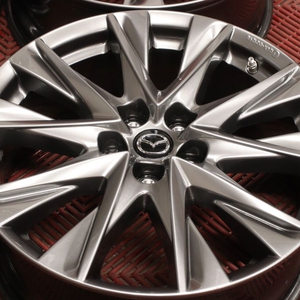 Kuva tuotteesta Alkuperäinen Mazda