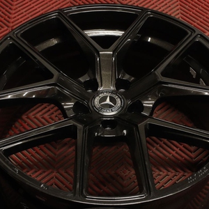 Kuva tuotteesta Momo Rf-01 Stardust Glossy Black