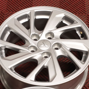 Kuva tuotteesta Alkuperäinen Mitsubishi Outlander