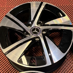 Kuva tuotteesta Alkuperäinen Mercedes Benz