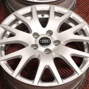 Kuva tuotteesta Alkuperäinen Audi