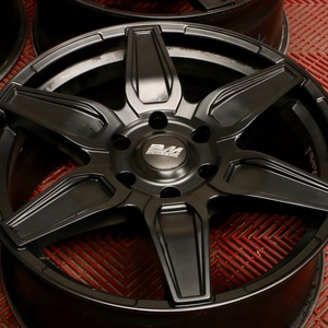 Kuva tuotteesta Bm Macho Satin Black