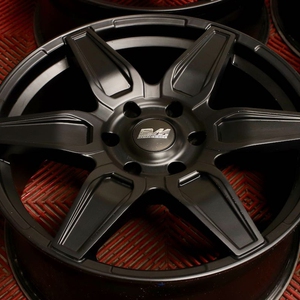 Kuva tuotteesta Bm Macho Satin Black