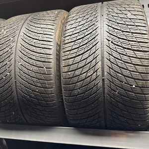 Kuva tuotteesta Michelin Pilot Alpin 5