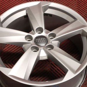 Kuva tuotteesta Alkuperäinen Audi