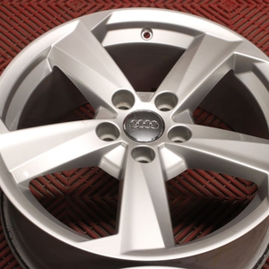 Kuva tuotteesta Alkuperäinen Audi