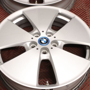 Kuva tuotteesta Alkuperäinen Bmw I3 + Tpms Paineanturit