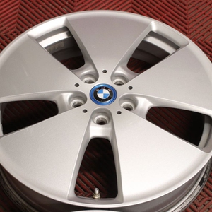 Kuva tuotteesta Alkuperäinen Bmw I3 + Tpms Paineanturit