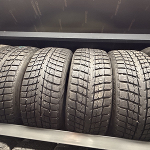 Kuva tuotteesta Ling Long Greenmax Winter Ice I-15 Suv