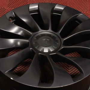 Kuva tuotteesta Alkuperäinen Tesla