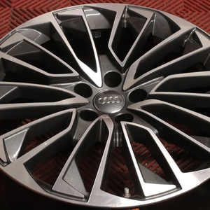 Kuva tuotteesta Alkuperäinen Audi A6