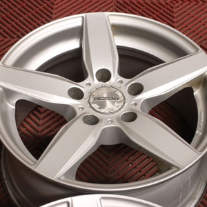 Kuva tuotteesta Dezent Tb