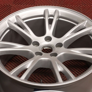 Kuva tuotteesta Alkuperäinen Tesla