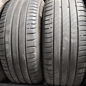 Kuva tuotteesta Michelin Primacy 4