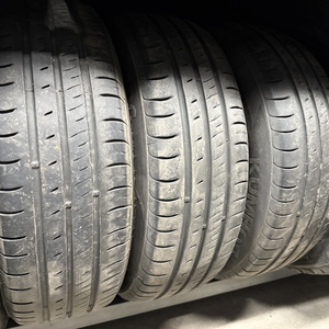 Kuva tuotteesta Kumho Ecowing Es01