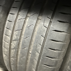 Kuva tuotteesta Continental Premiumcontact™ 7