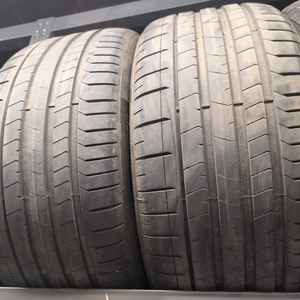 Kuva tuotteesta Pirelli P-Zero Pz4 Elect Pncs