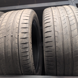 Kuva tuotteesta Continental Premiumcontact™ 7