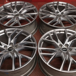 Kuva tuotteesta Alkuperäinen Audi