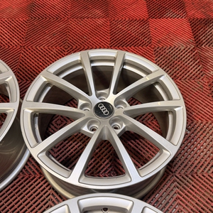 Kuva tuotteesta Alkuperäinen Audi