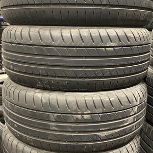 Kuva tuotteesta Dunlop Sport Blueresponse