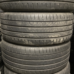 Kuva tuotteesta Falken Azenis Fk520