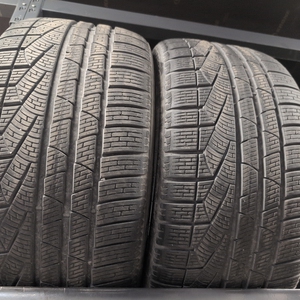 Kuva tuotteesta Pirelli Winter Sottozero 270 Serie 2