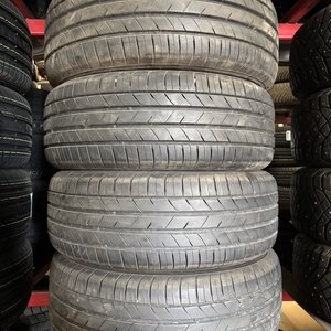 Kuva tuotteesta Kumho Ecsta Hs52