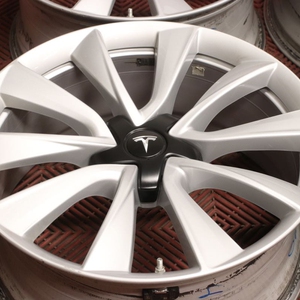 Kuva tuotteesta Alkuperäinen Tesla