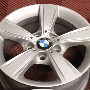 Kuva tuotteesta Alkuperäinen Bmw