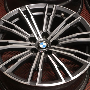 Kuva tuotteesta Alkuperäinen Bmw