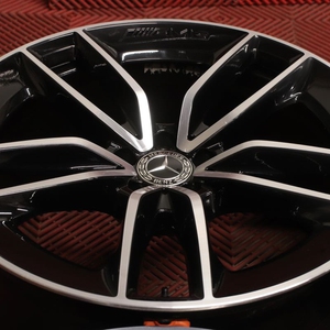 Kuva tuotteesta Alkuperäinen Mercedes Benz