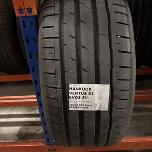 Kuva tuotteesta Hankook Ventus S1 Evo3 Ev