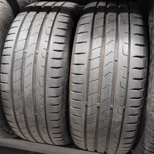 Kuva tuotteesta Continental Premiumcontact™ 7
