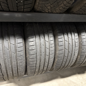 Kuva tuotteesta Hankook Ventus S1 Evo3