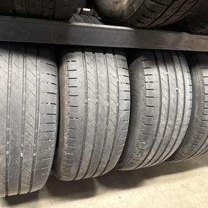 Kuva tuotteesta Bridgestone Alenza 001
