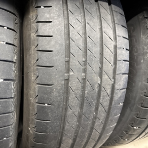 Kuva tuotteesta Bridgestone Alenza 001