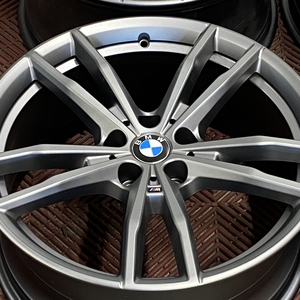 Kuva tuotteesta Alkuperäinen Bmw