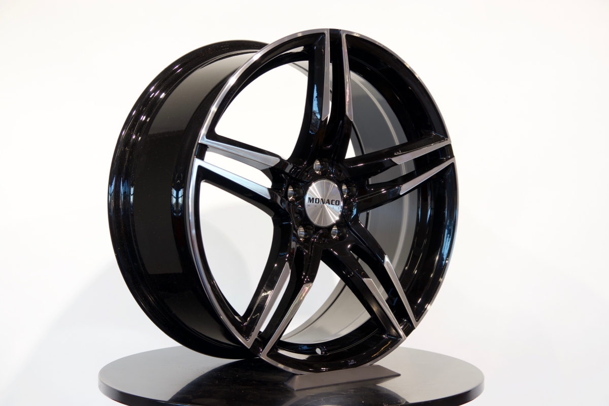 MONACO GP1 BFM Alumiinivanteet 8x19 5x112 ET45 66 5 Nettivanne fi