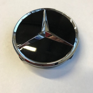 Kuva tuotteesta Alkuperäinen Mercedes Benz Musta Keskimerkki
