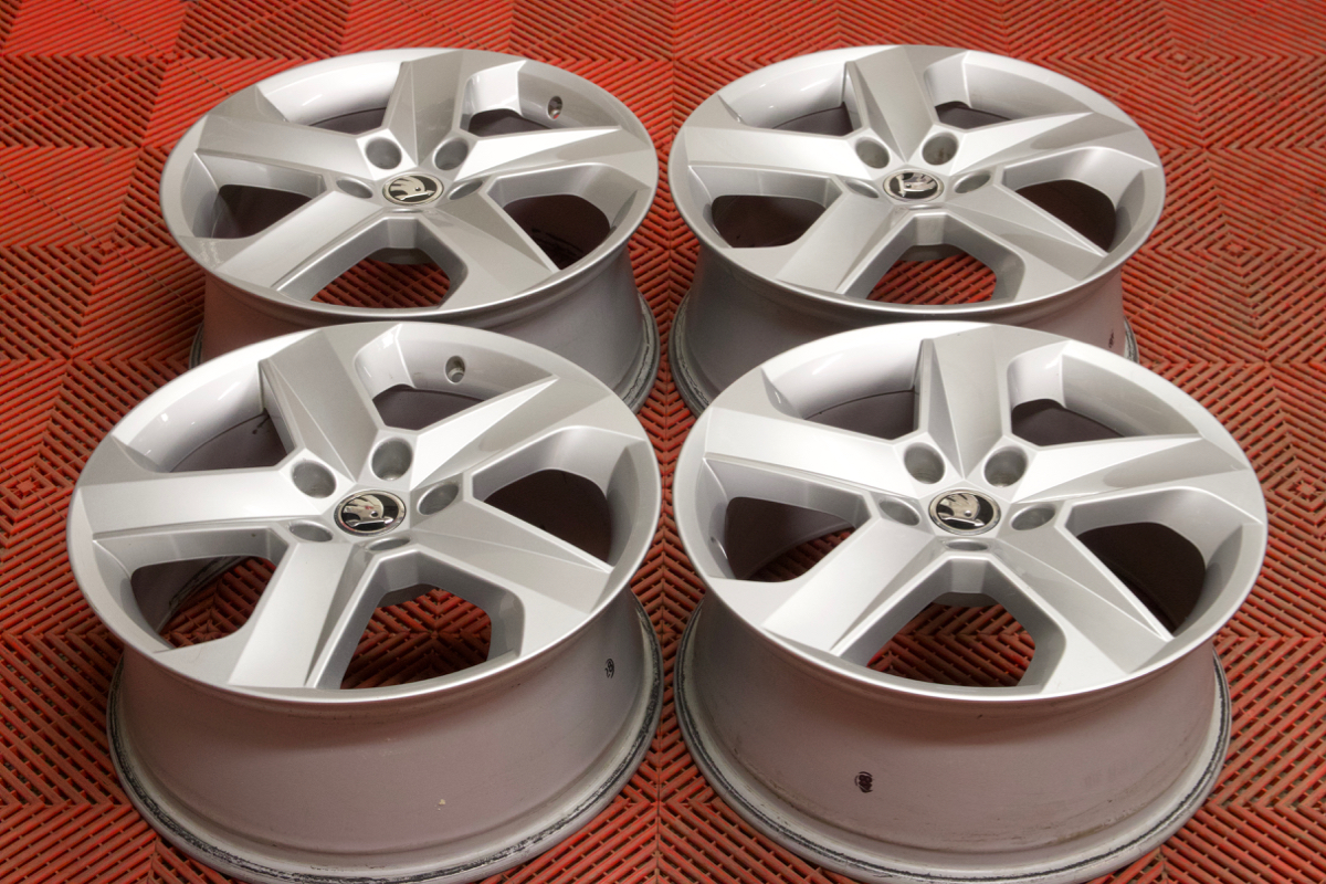 ALKUPER INEN SKODA Alumiinivanteet 7 5x17 5x112 ET51 57 1 Nettivanne fi