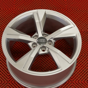 Kuva tuotteesta Alkuperäinen Audi