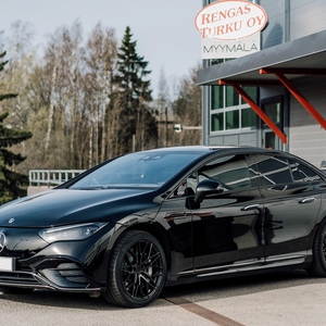 Kuva tuotteesta R-Series R9 Satin Black