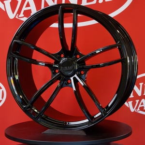 Kuva tuotteesta Venue Forged Black